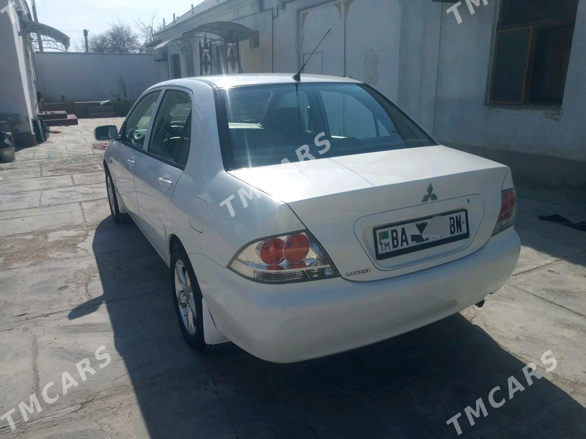 Mitsubishi Lancer 2011 - 92 000 TMT - Балканабат - img 3