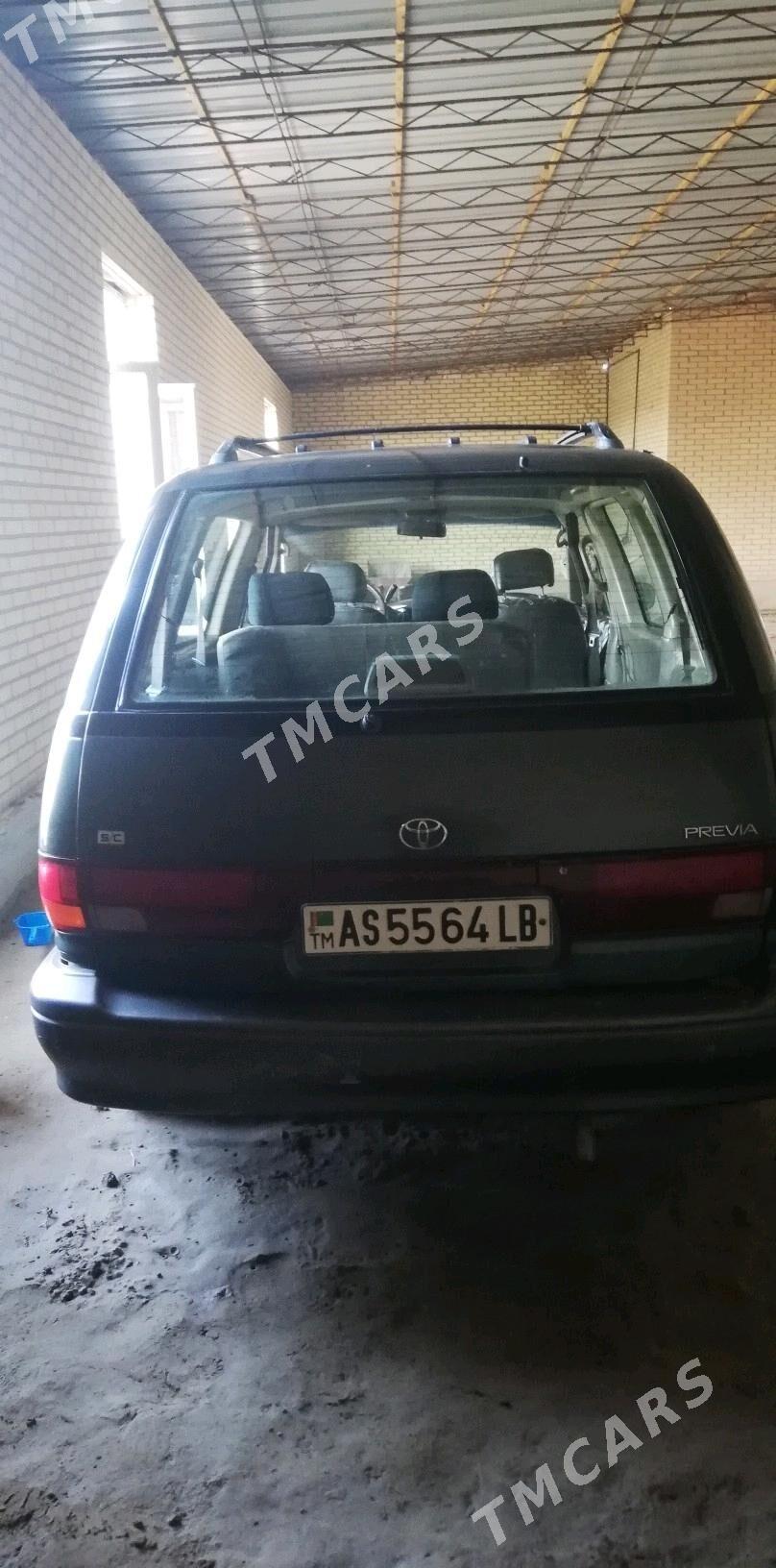 Toyota Previa 1997 - 70 000 TMT - Фарап - img 3