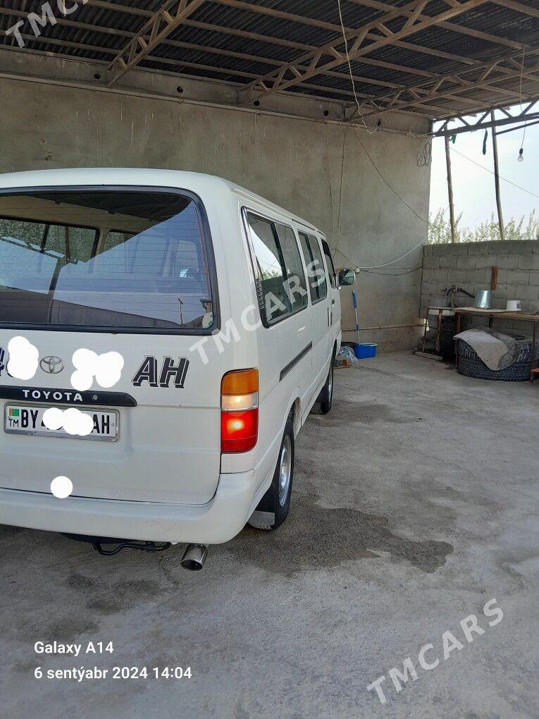 Toyota Hiace 2004 - 145 000 TMT - Гёкдепе - img 3