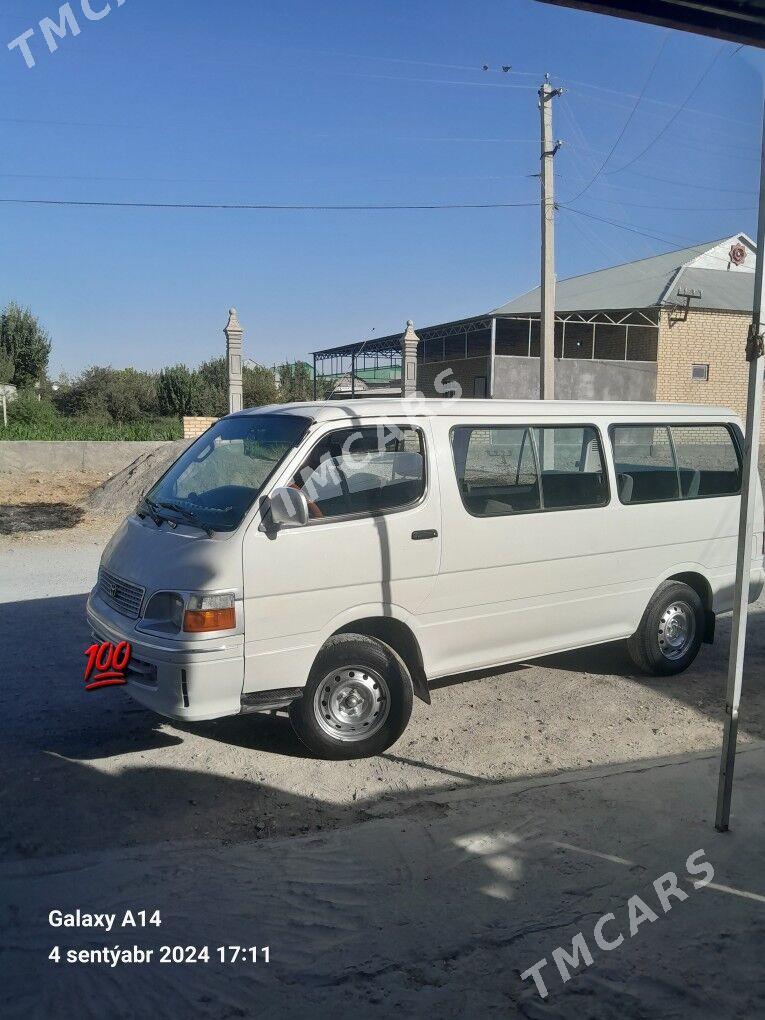 Toyota Hiace 2004 - 145 000 TMT - Гёкдепе - img 4