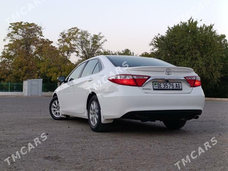 Toyota Camry 2017 - 215 000 TMT - 9 мкр - img 4