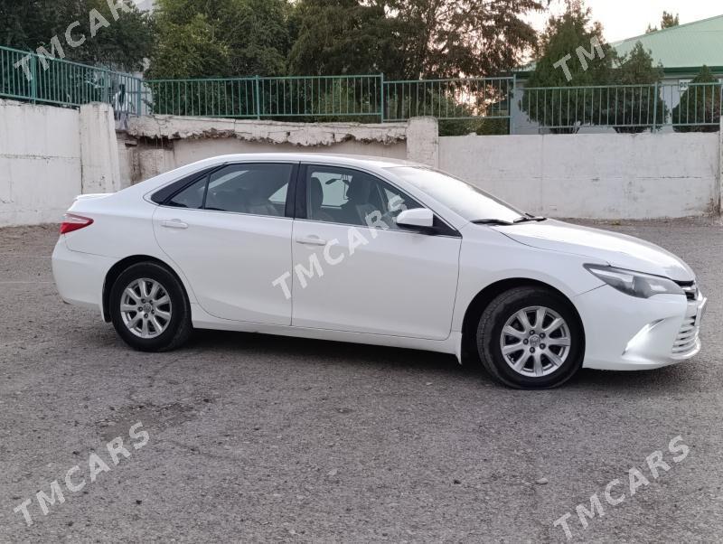 Toyota Camry 2017 - 215 000 TMT - 9 мкр - img 2