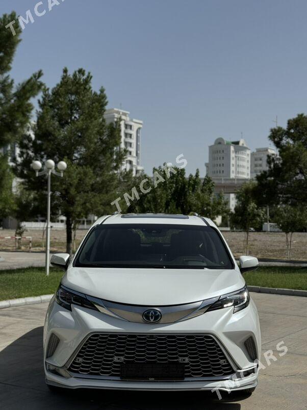 Toyota Sienna 2021 - 840 000 TMT - Aşgabat - img 8