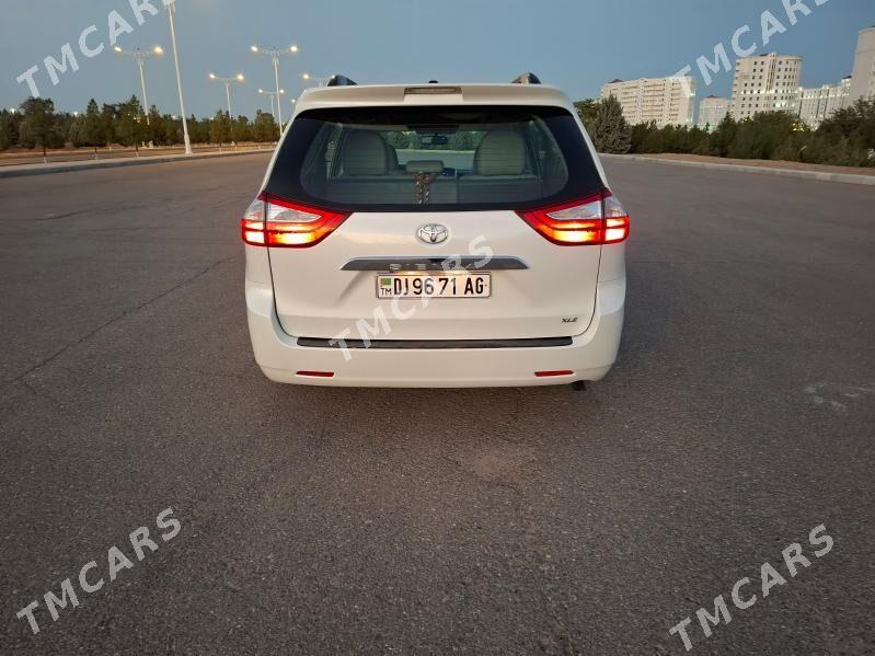 Toyota Sienna 2015 - 340 000 TMT - Ашхабад - img 4