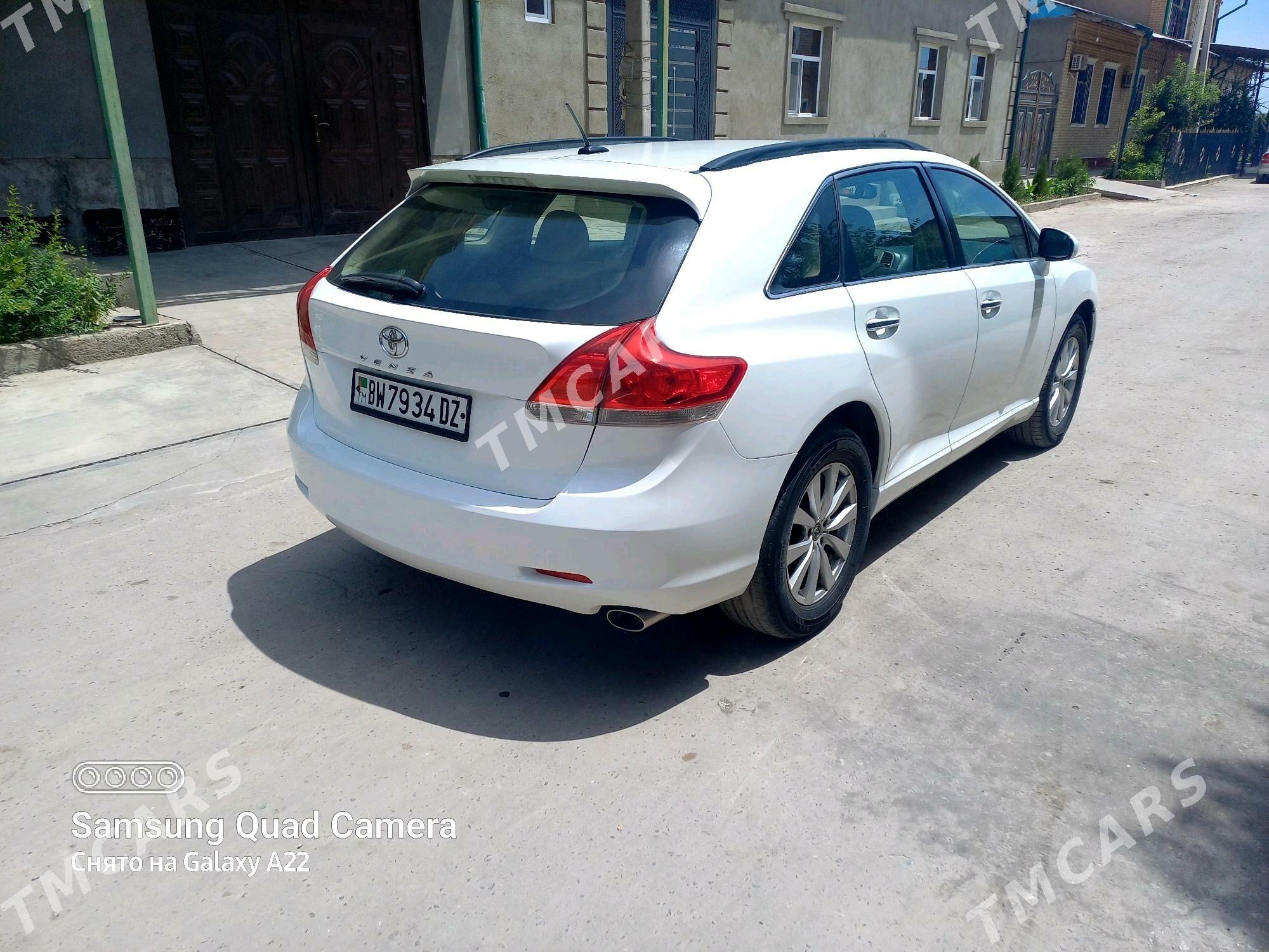 Toyota Venza 2009 - 210 000 TMT - Дашогуз - img 3