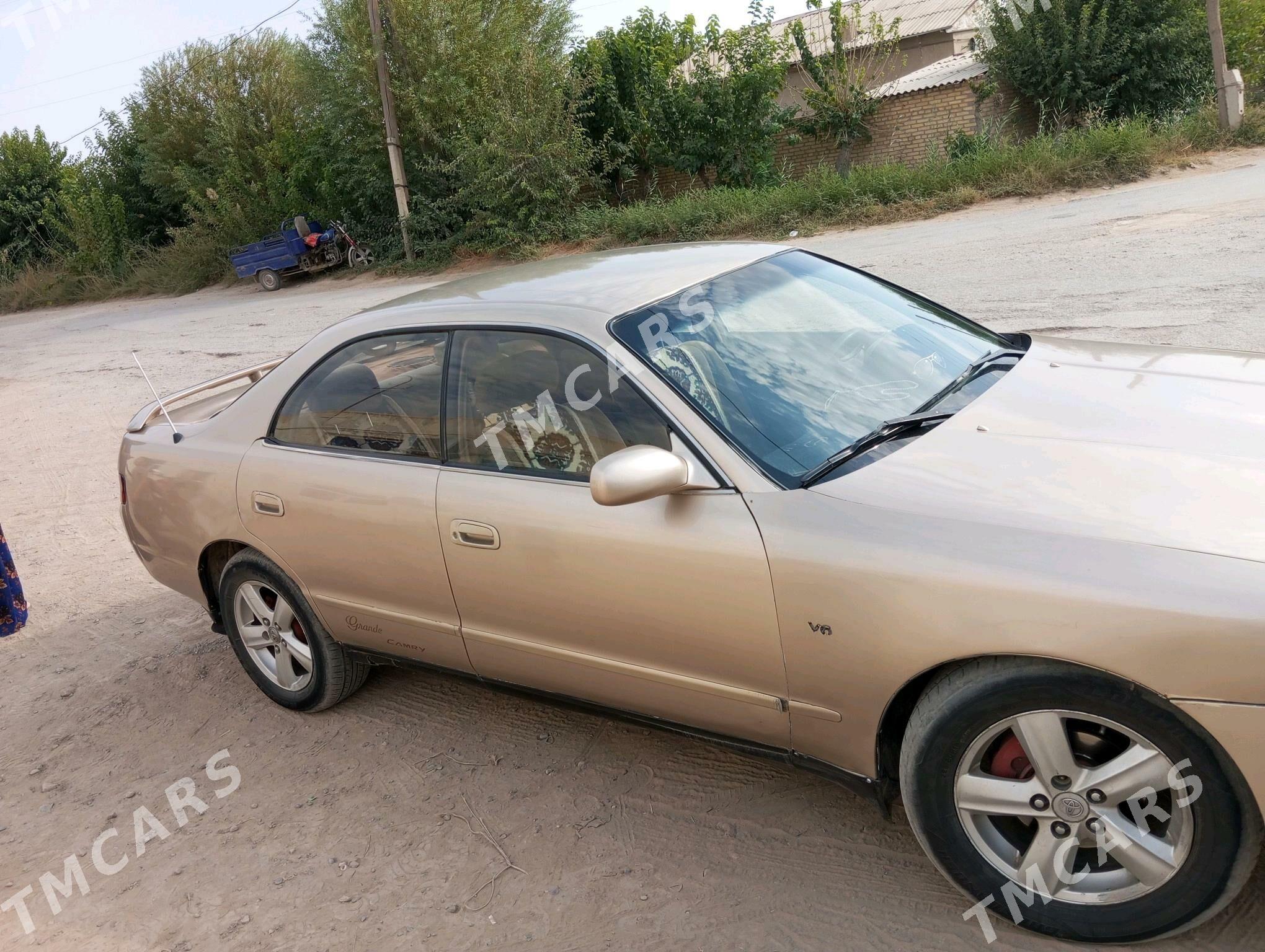 Toyota Chaser 1993 - 40 000 TMT - Халач - img 2