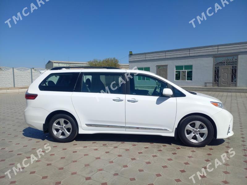 Toyota Sienna 2020 - 445 000 TMT - Мары - img 2