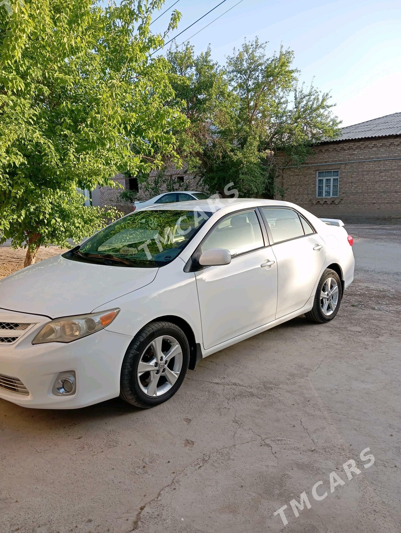 Toyota Corolla 2011 - 150 000 TMT - Теджен - img 4