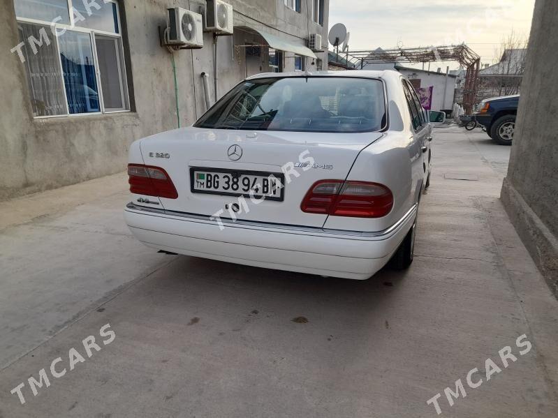 Mercedes-Benz E320 1996 - 80 000 TMT - Balkanabat - img 5