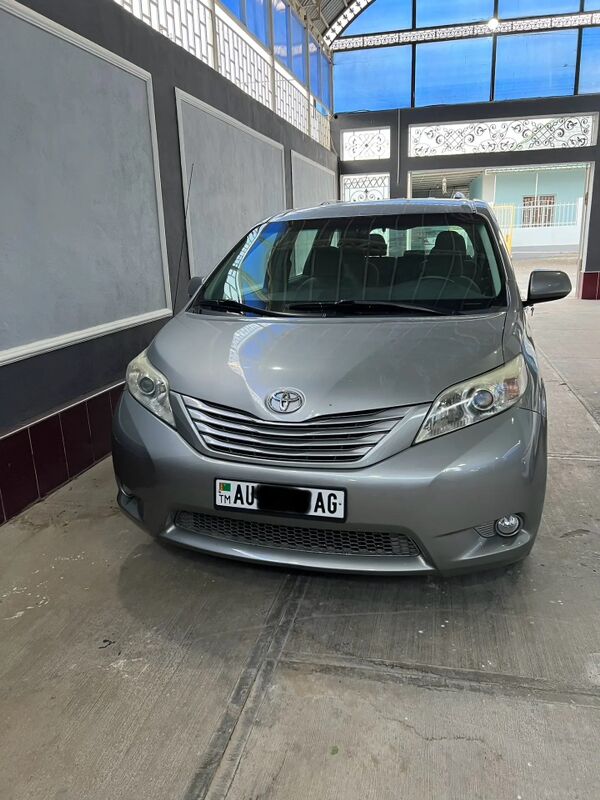 Toyota Sienna 2011 - 255 000 TMT - Ашхабад - img 2