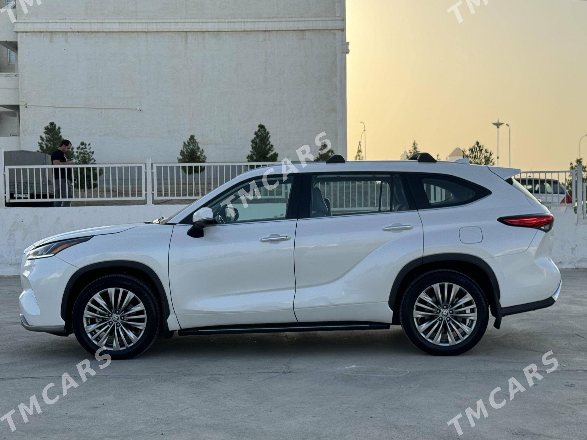 Toyota Highlander 2021 - 688 000 TMT - Ашхабад - img 7