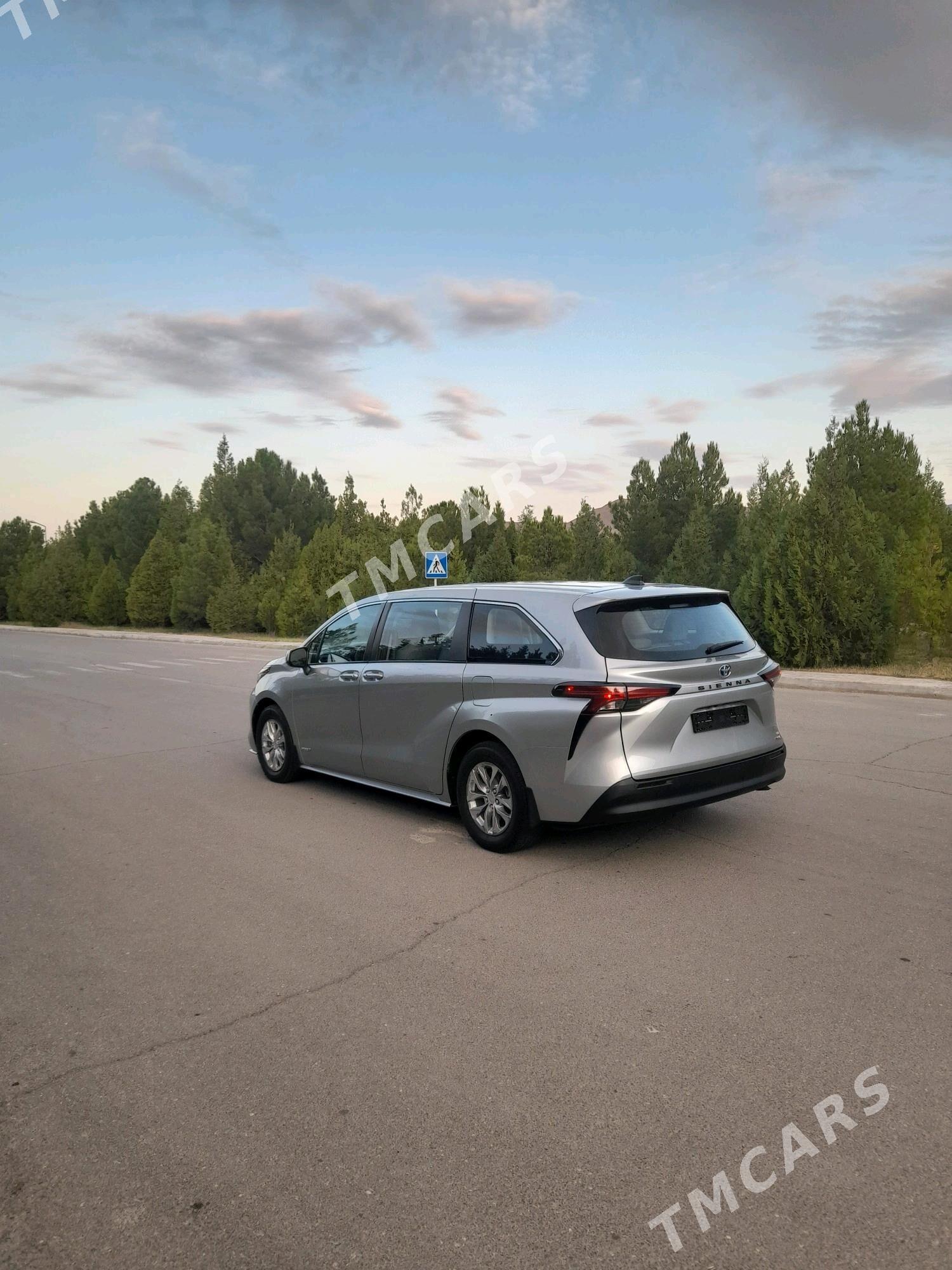 Toyota Sienna 2022 - 460 000 TMT - Bäherden - img 8