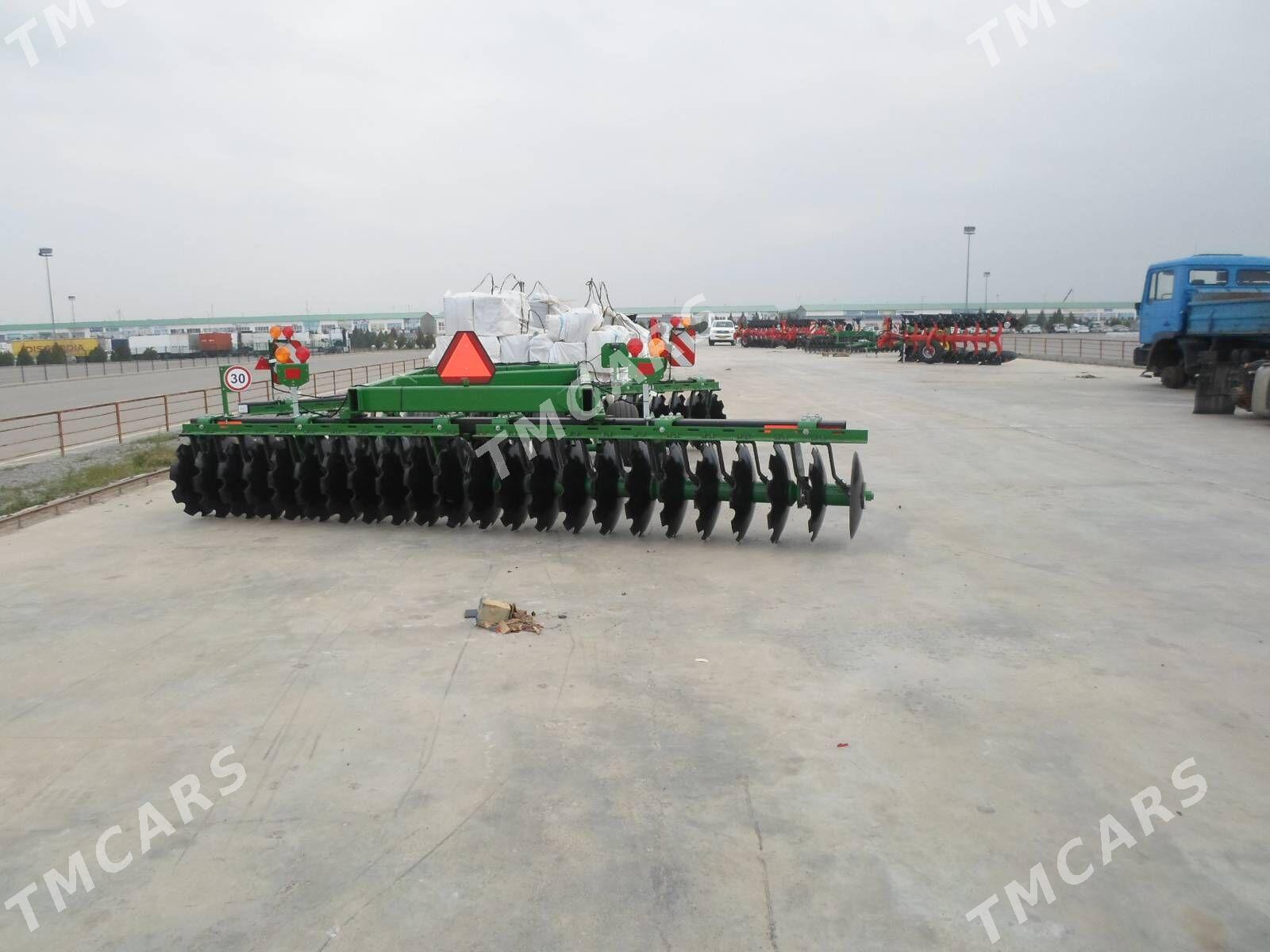 John Deere 2021 - 400 000 TMT - Aşgabat - img 2