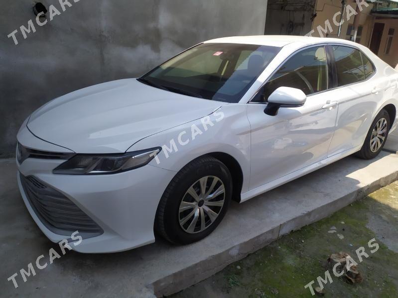 Toyota Camry 2018 - 229 000 TMT - Ашхабад - img 2