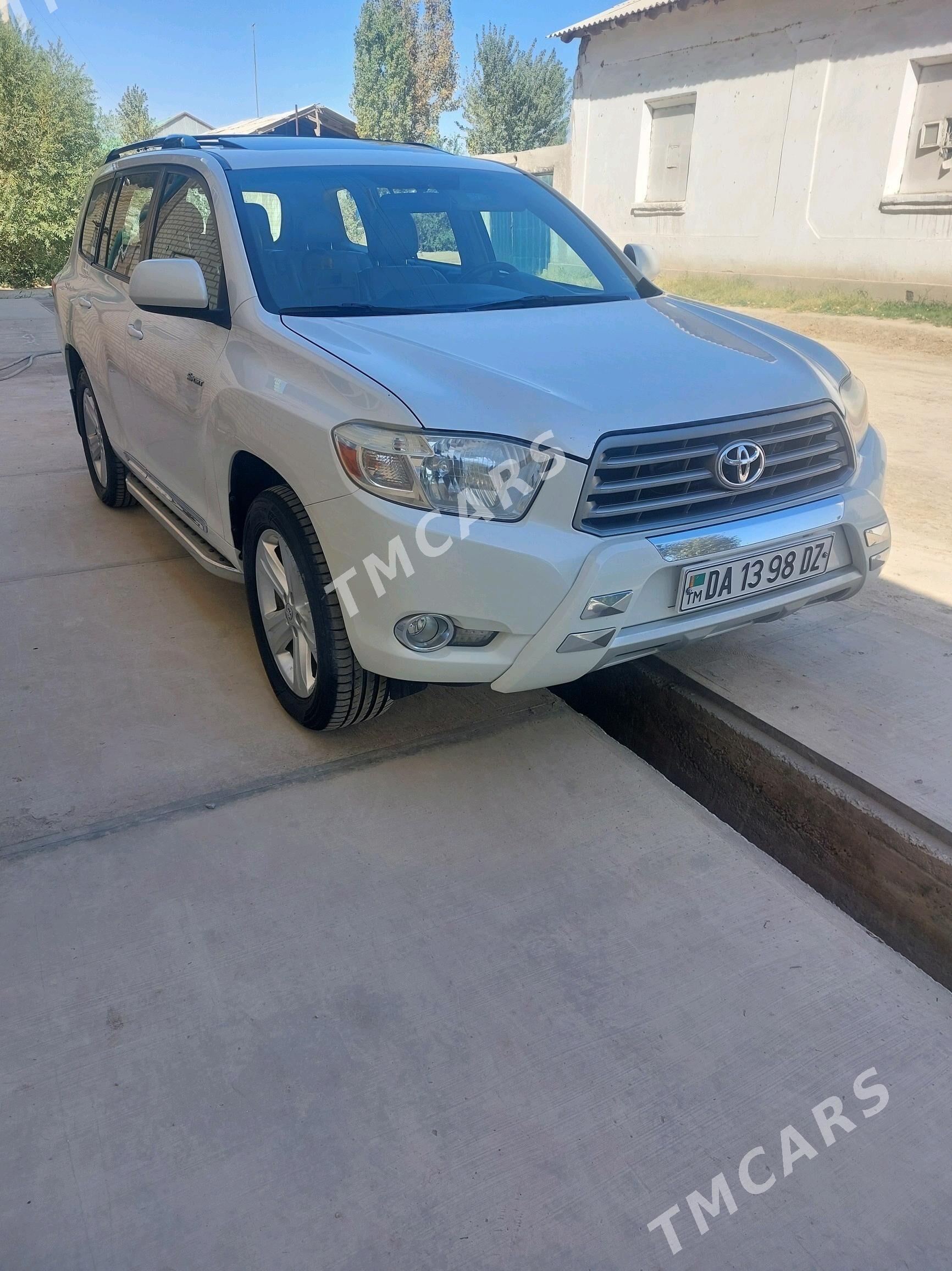 Toyota Highlander 2010 - 310 000 TMT - Кёнеургенч - img 6