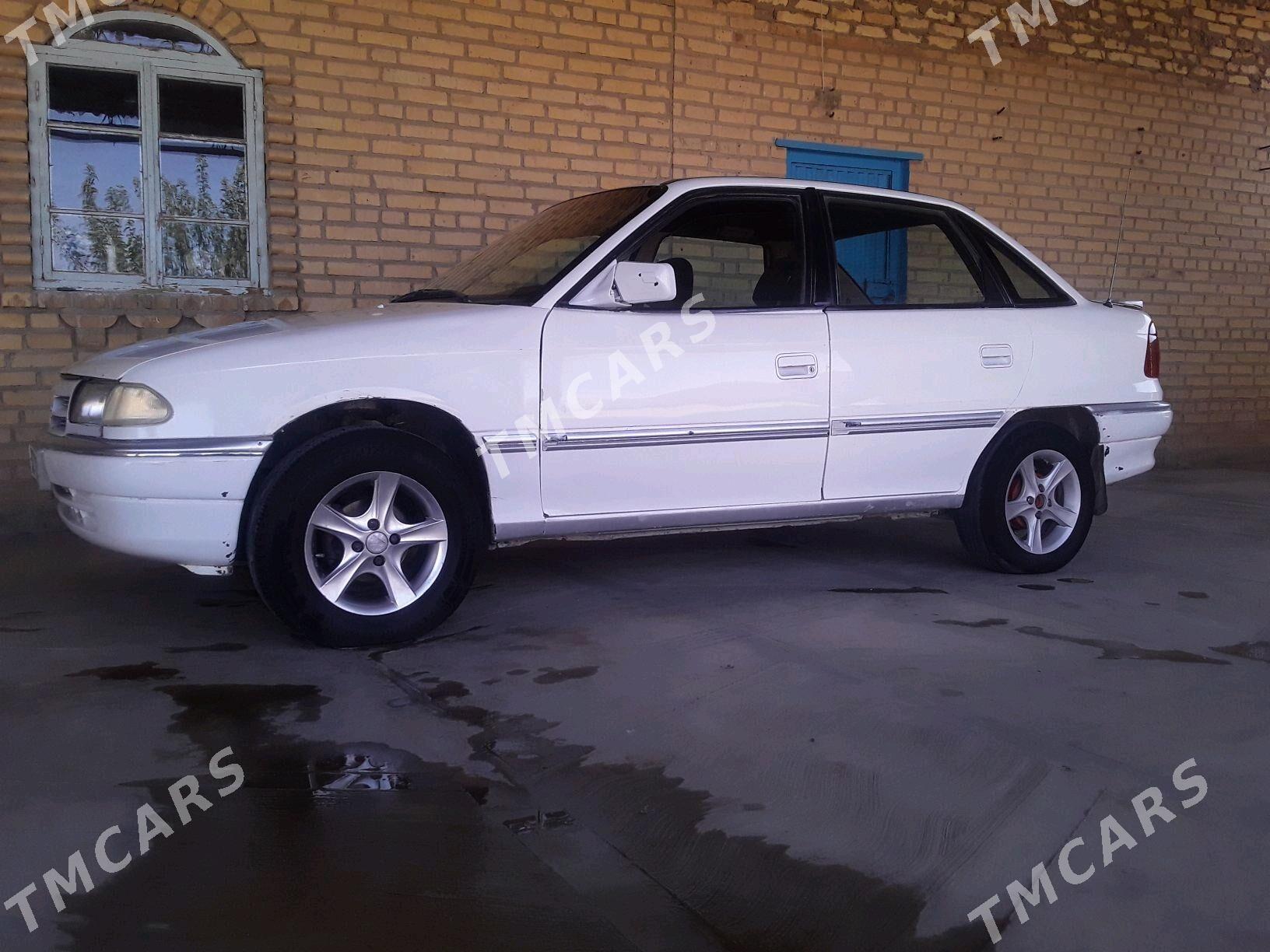 Opel Astra 1994 - 17 000 TMT - Дарганата - img 2