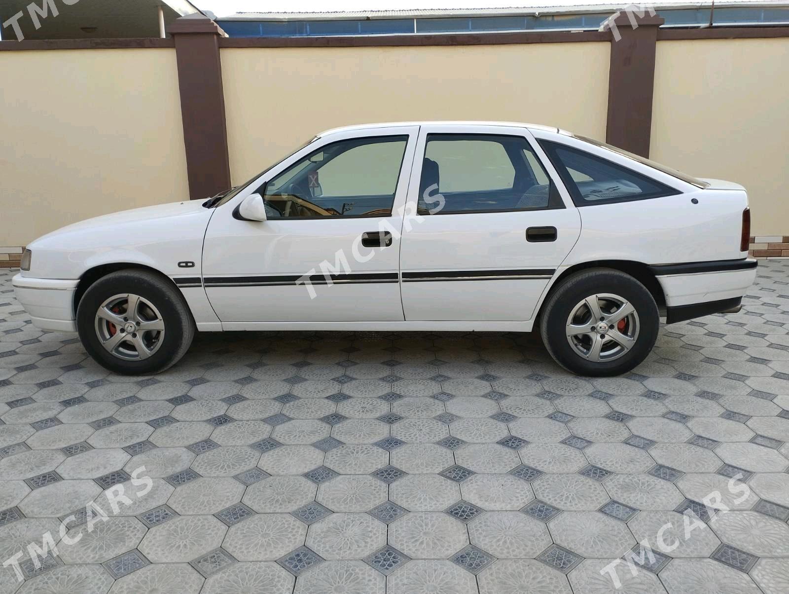 Opel Vectra 1992 - 39 000 TMT - Baýramaly - img 3