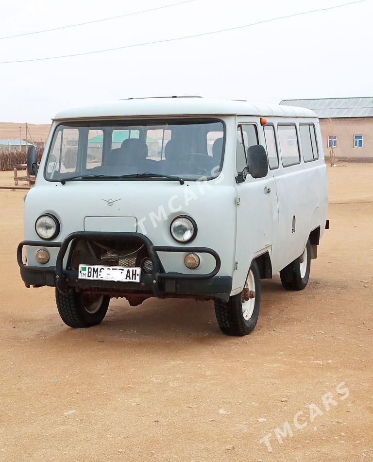 UAZ 2206 2003 - 95 000 TMT - Ak bugdaý etraby - img 3