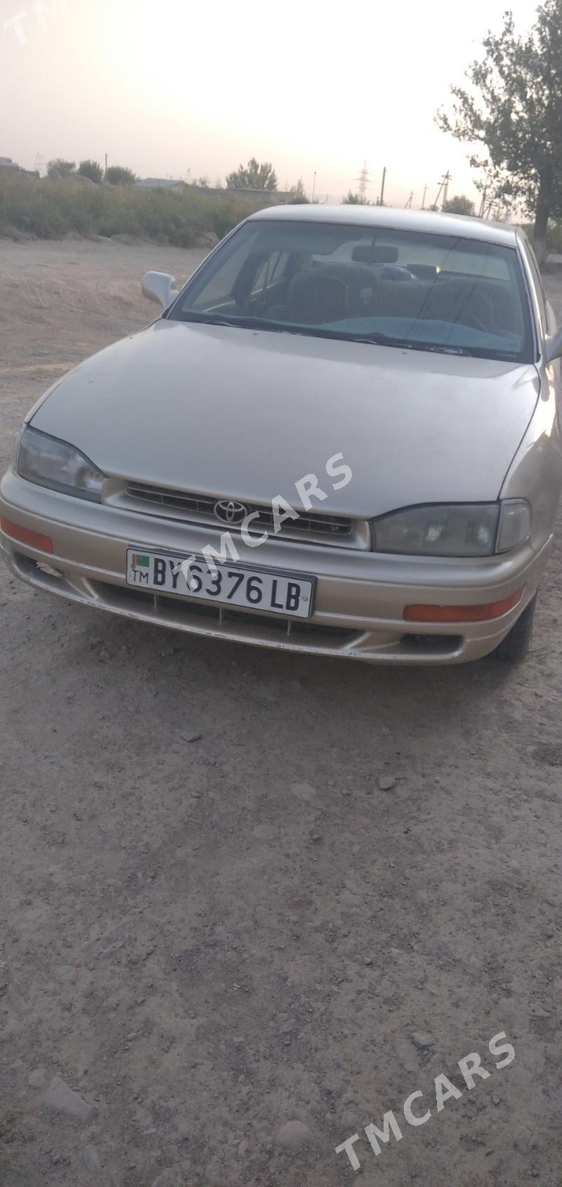 Toyota Camry 1994 - 70 000 TMT - Магданлы - img 4