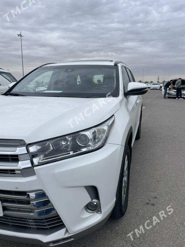 Toyota Highlander 2019 - 340 000 TMT - Ашхабад - img 3