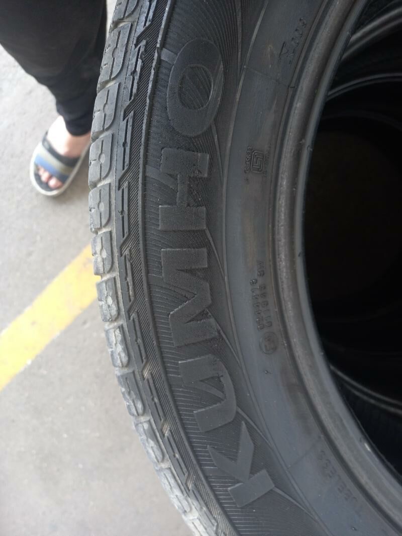 225-60-17 kumho 100 TMT - Bedew - img 2