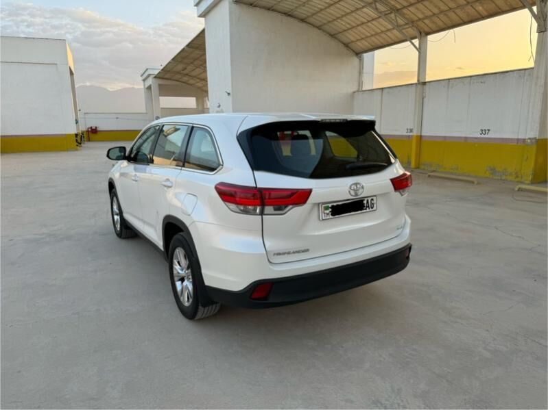 Toyota Highlander 2019 - 430 000 TMT - Ашхабад - img 2