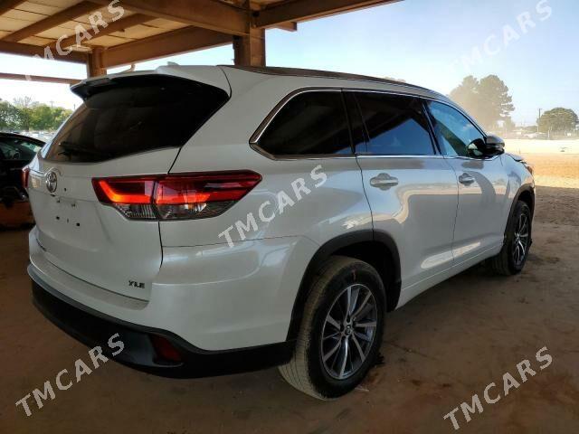 Toyota Highlander 2018 - 520 000 TMT - Туркменабат - img 6