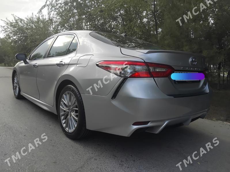 Toyota Camry 2018 - 279 000 TMT - Çärjew - img 7