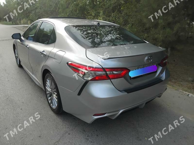 Toyota Camry 2018 - 279 000 TMT - Çärjew - img 8