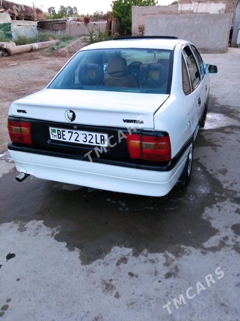 Opel Vectra 1991 - 39 000 TMT - Чарджоу - img 4