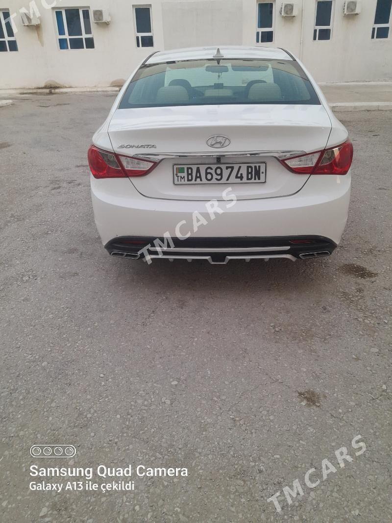 Hyundai Sonata 2013 - 130 000 TMT - Балканабат - img 3