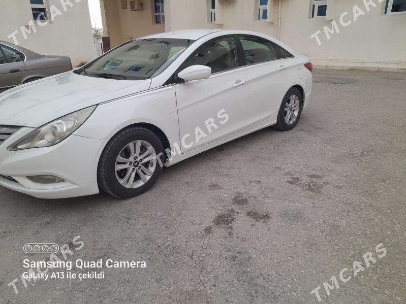 Hyundai Sonata 2013 - 130 000 TMT - Балканабат - img 5