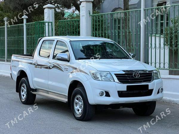 Toyota Hilux 2014 - 366 000 TMT - Türkmenbaşy - img 4