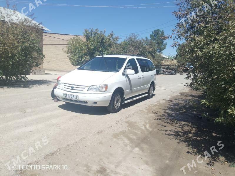 Toyota Sienna 1999 - 130 000 TMT - Сакар - img 2