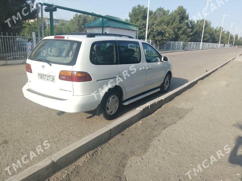 Toyota Sienna 1999 - 130 000 TMT - Сакар - img 3