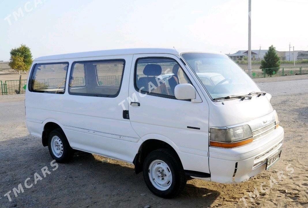 Toyota Hiace 1991 - 60 000 TMT - Мары - img 4