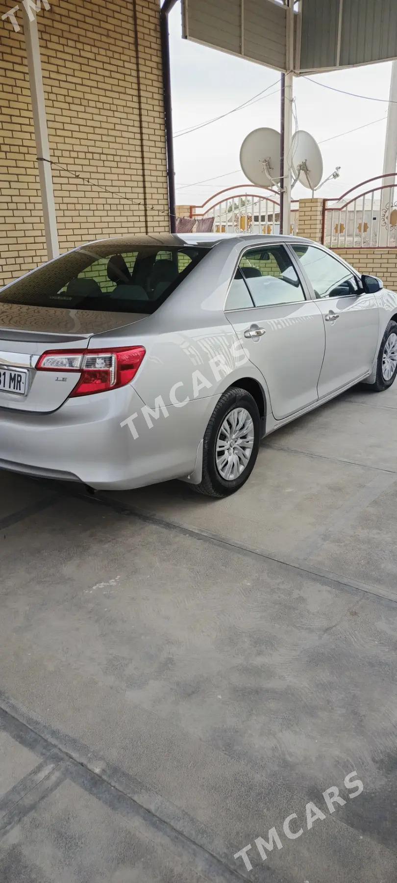 Toyota Camry 2013 - 170 000 TMT - Мургап - img 3