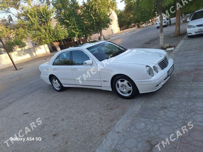 Mercedes-Benz C320 2001 - 115 000 TMT - Балканабат - img 2