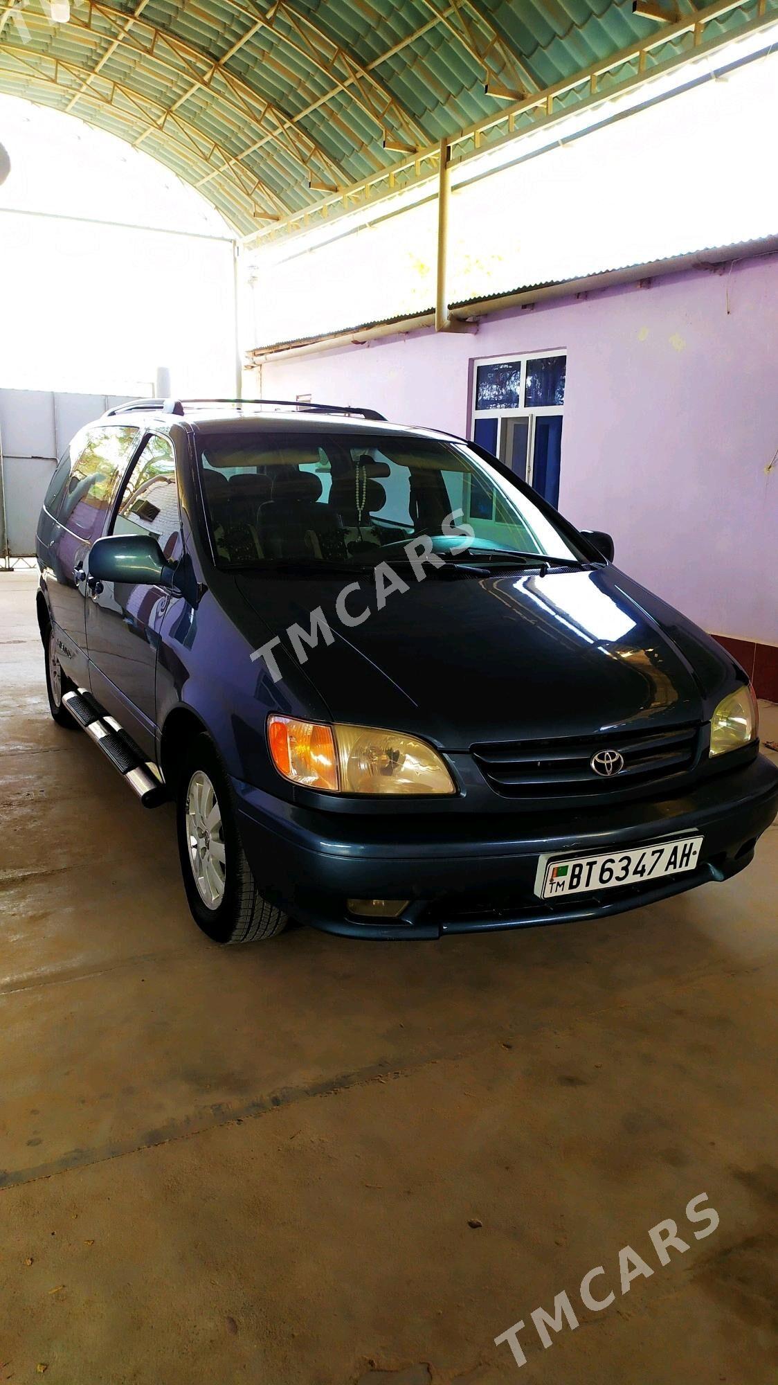 Toyota Sienna 2001 - 140 000 TMT - Tejen - img 4