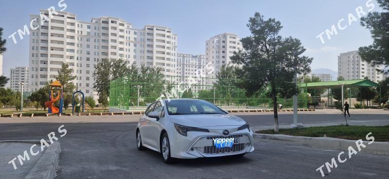 Toyota Corolla Hatchback 2018 - 265 000 TMT - Podwoýski köç. (Bitarap Türkmenistan şaýoly) - img 2