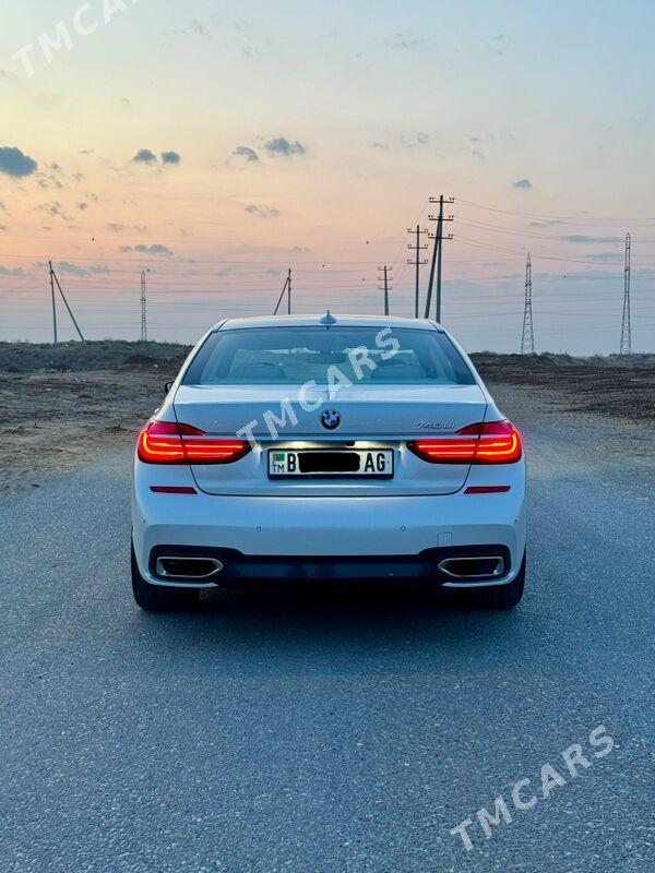 BMW 740 2016 - 1 190 000 TMT - Aşgabat - img 4