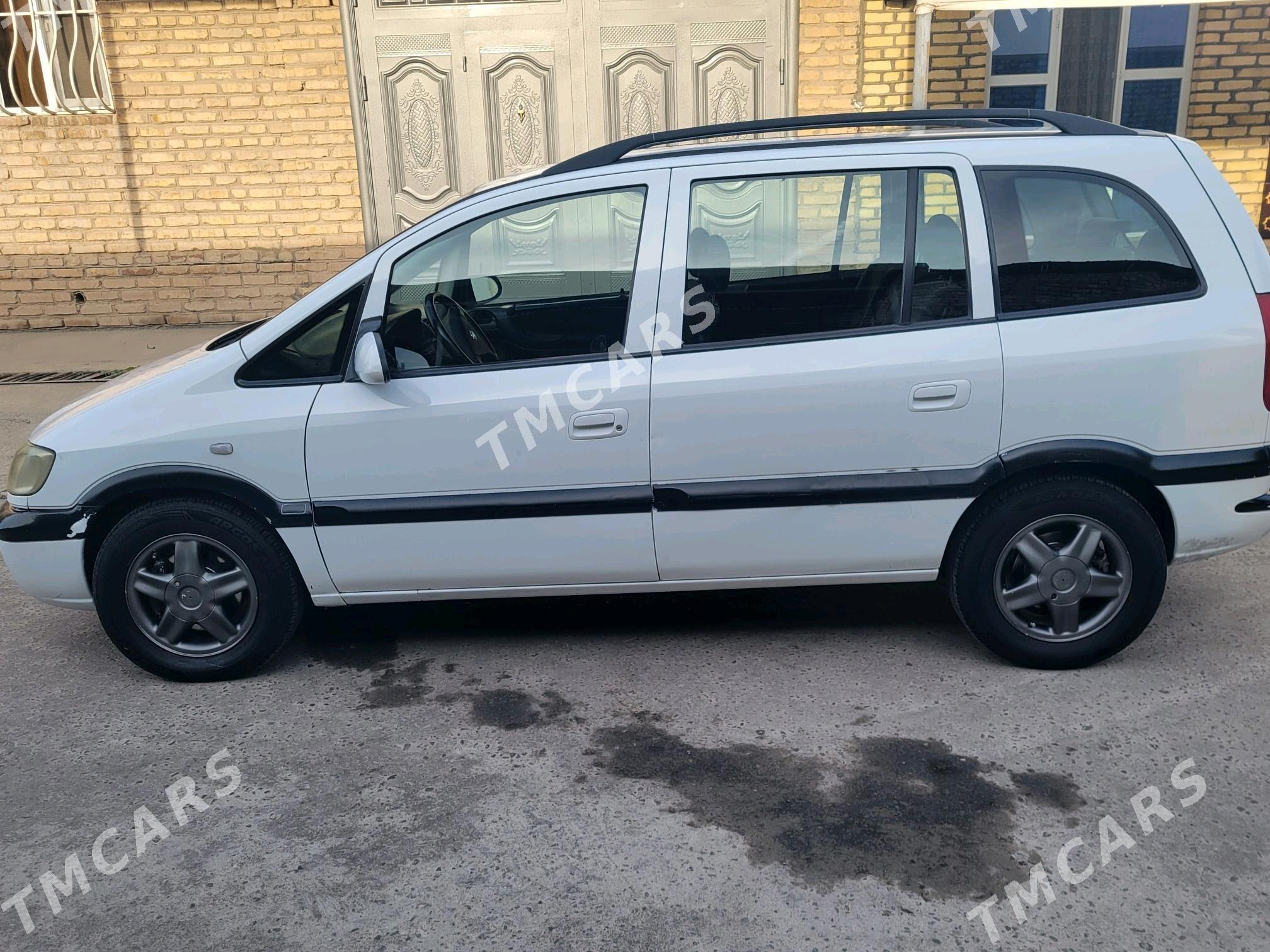 Opel Zafira 2001 - 79 000 TMT - Дашогуз - img 4