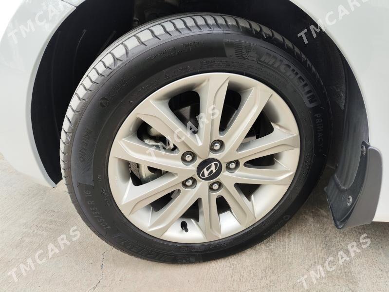 Hyundai Elantra 2014 - 230 000 TMT - Aşgabat - img 3