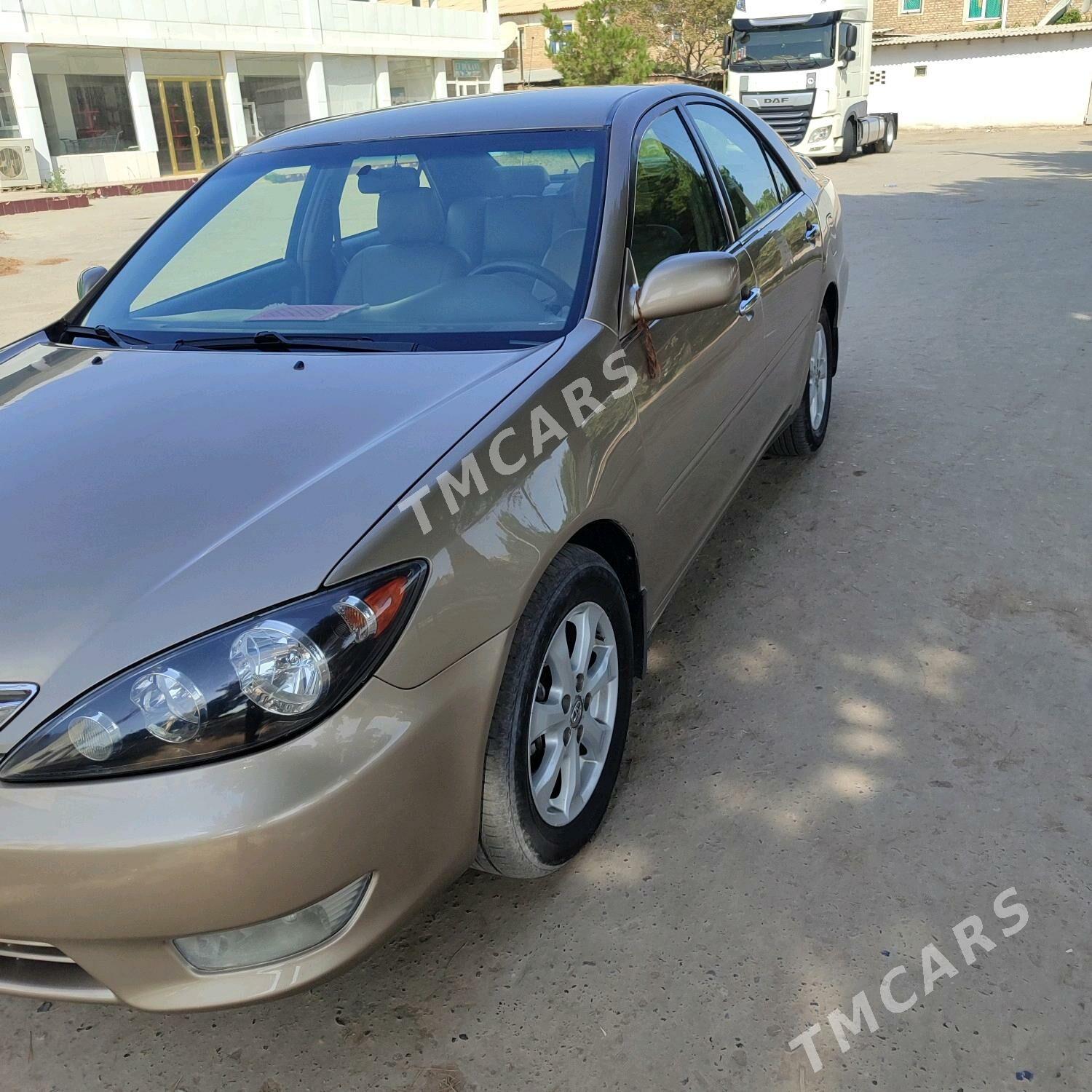 Toyota Camry 2002 - 136 000 TMT - Саят - img 8