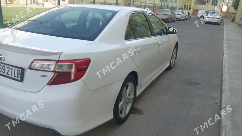 Toyota Camry 2014 - 235 000 TMT - Мары - img 2