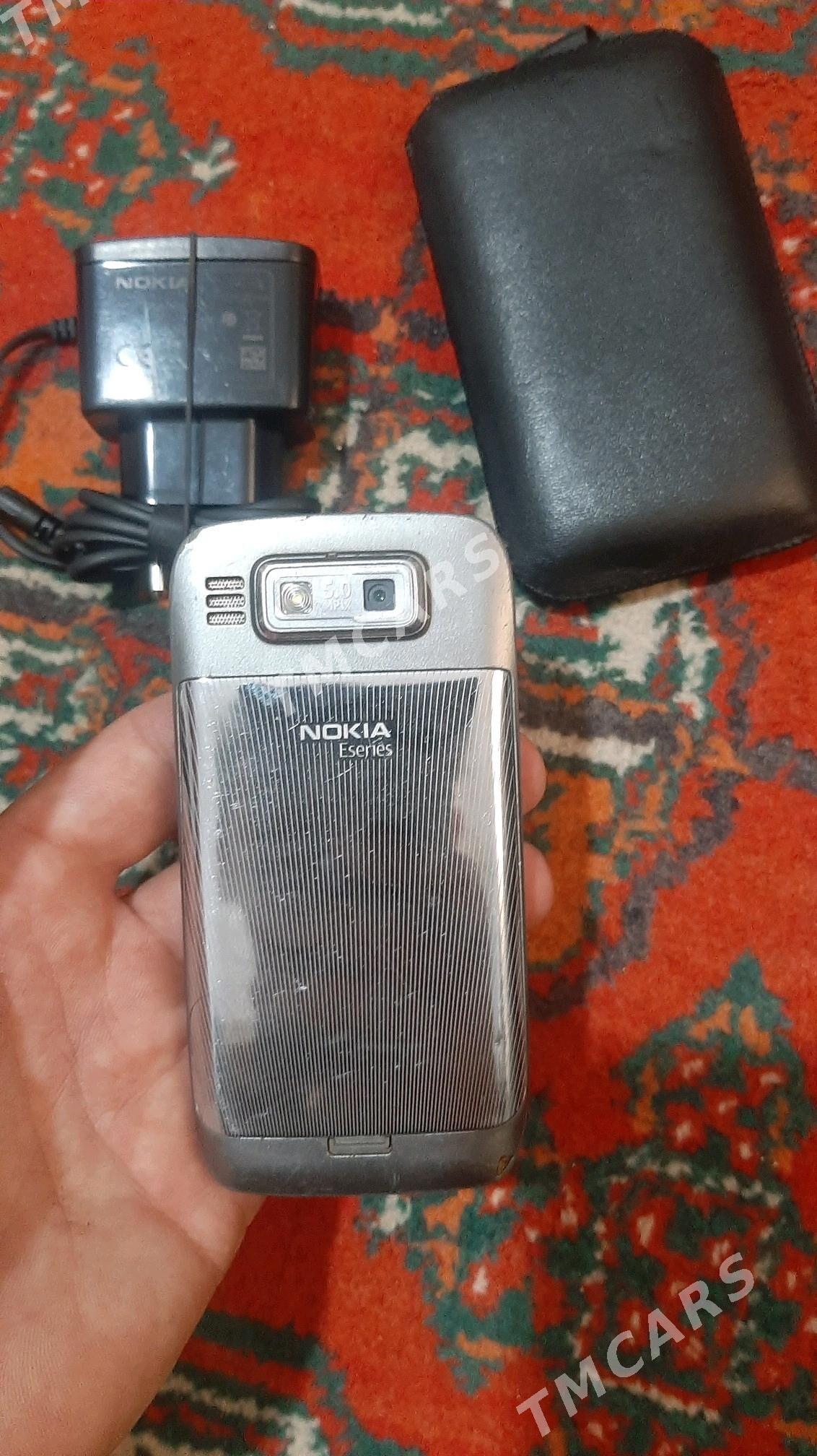 nokia E72 - Анев - img 2