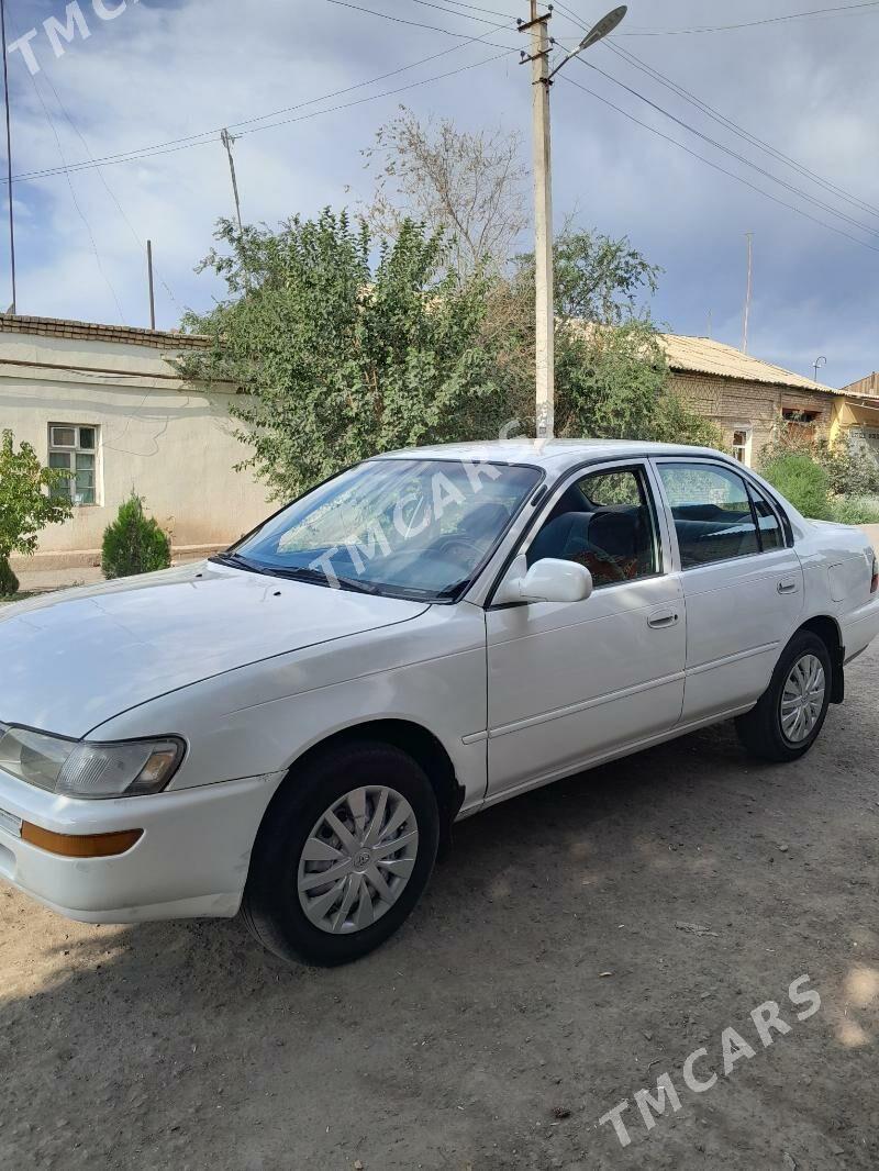 Toyota Corolla 1997 - 52 000 TMT - Дашогуз - img 3