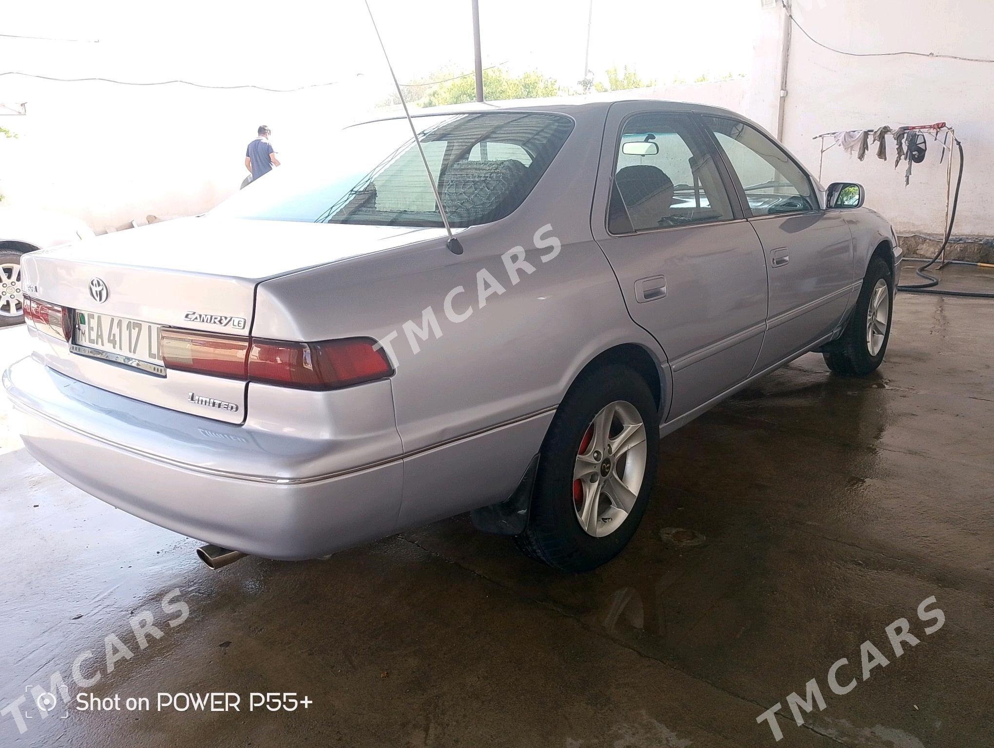 Toyota Camry 1998 - 100 000 TMT - Kerki - img 4