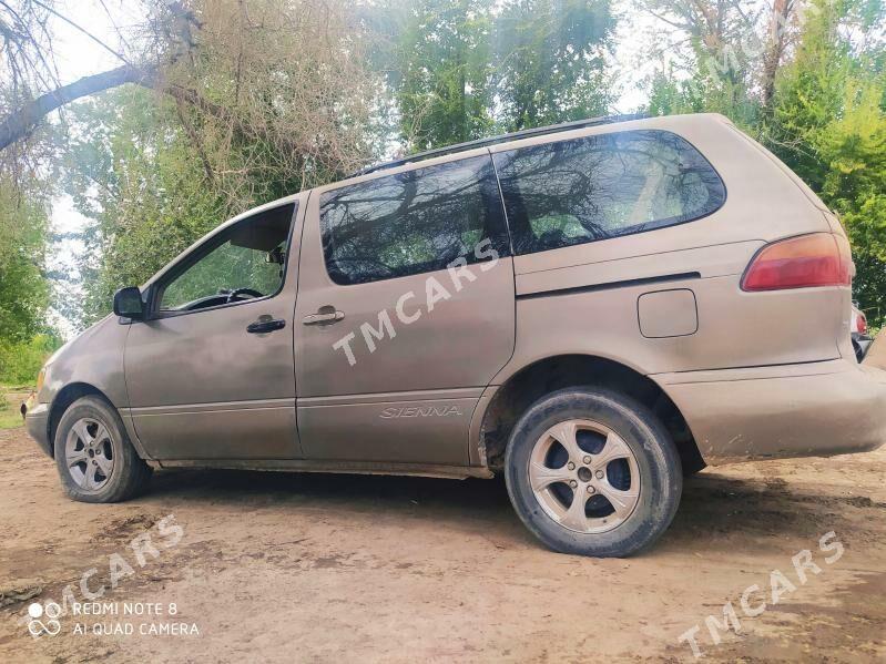 Toyota Sienna 1999 - 90 000 TMT - Болдумсаз - img 3