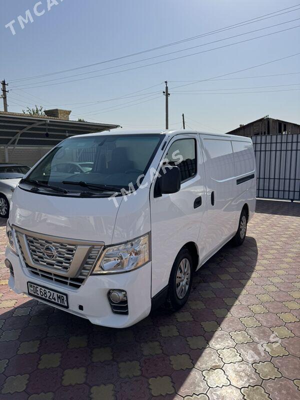 Nissan Urvan 2019 - 340 000 TMT - Мары - img 2